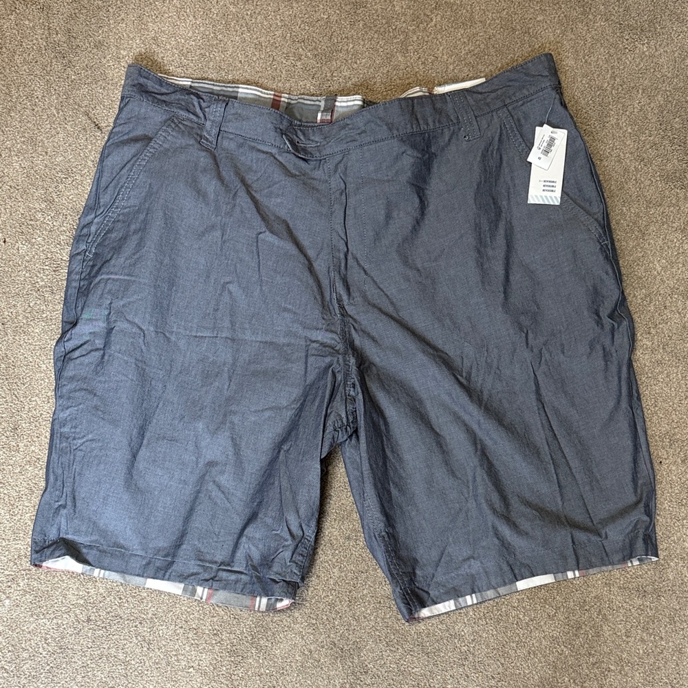 Old Navy Flat Front Reversible Plaid Shorts Size 40